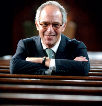 Loyd Grossman on church pew