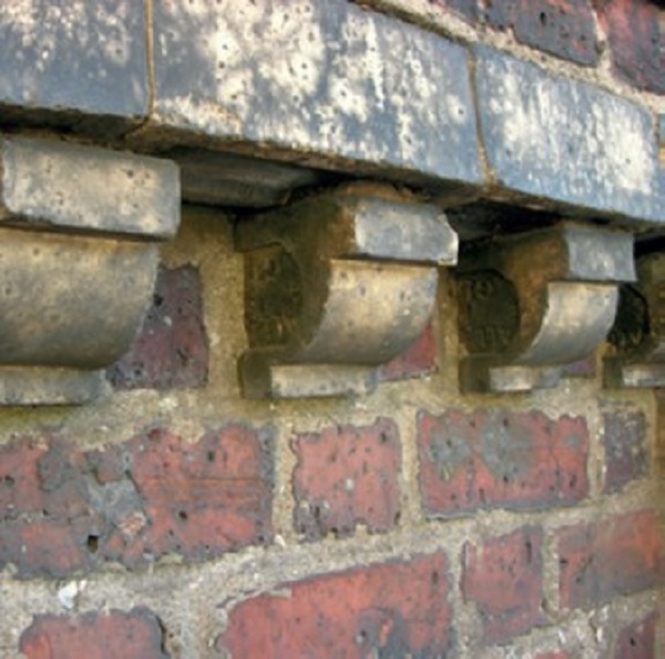 Moulded convex bricks