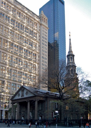 St Paul’s Chapel, lower Manhattan is dwarfed by adjacent skyscrapers