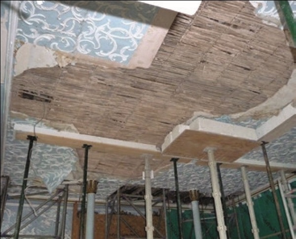 The Crescent, Buxton's damaged Cordelova ceiling