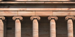 Classic standstone architecture in Edinburgh